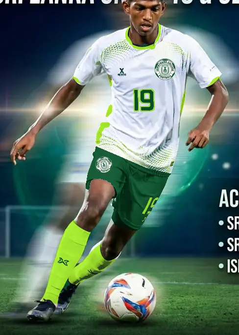 Aamish Wasim (#19) in the green and white